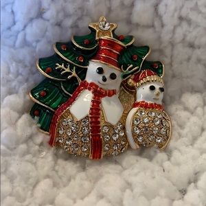 BOGO NWT Adorable Snowman Wreath Brooch/Pendant